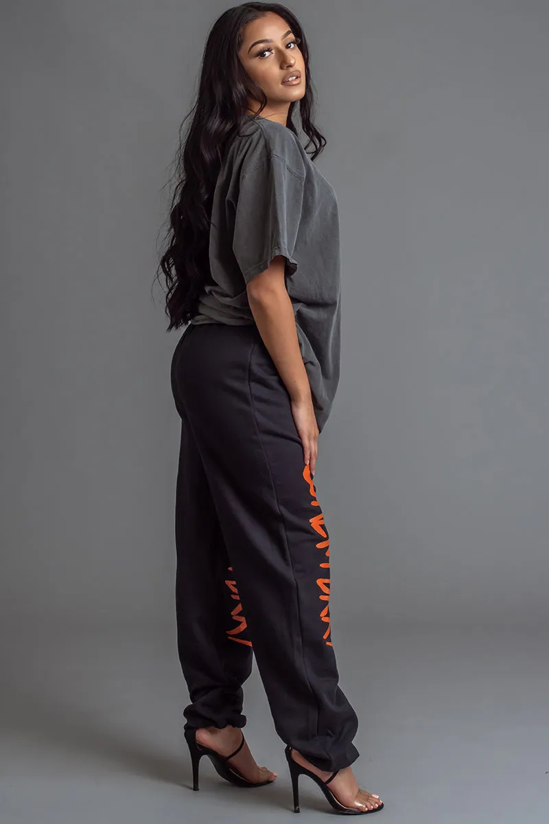 DARK GREY N ORANGE SPRAY CNT TEE