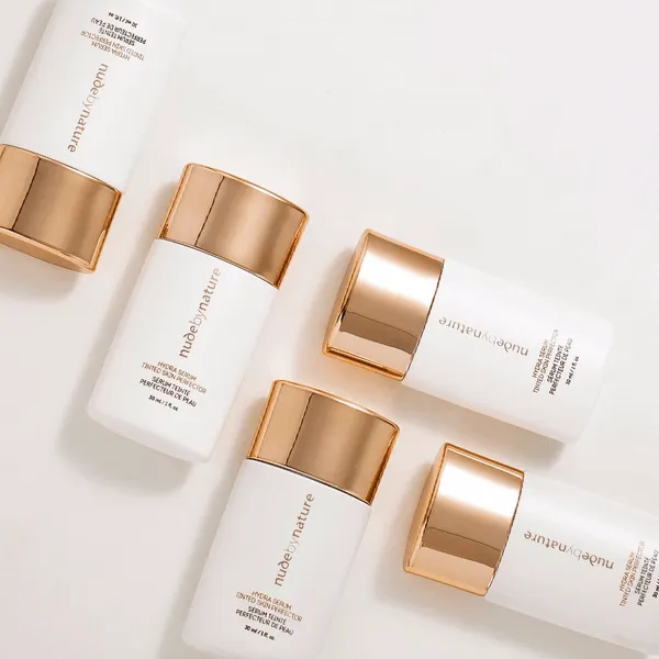 NUDE BY NATURE Hydra Serum Tinted Skin Perfector - Golden Tan #05
